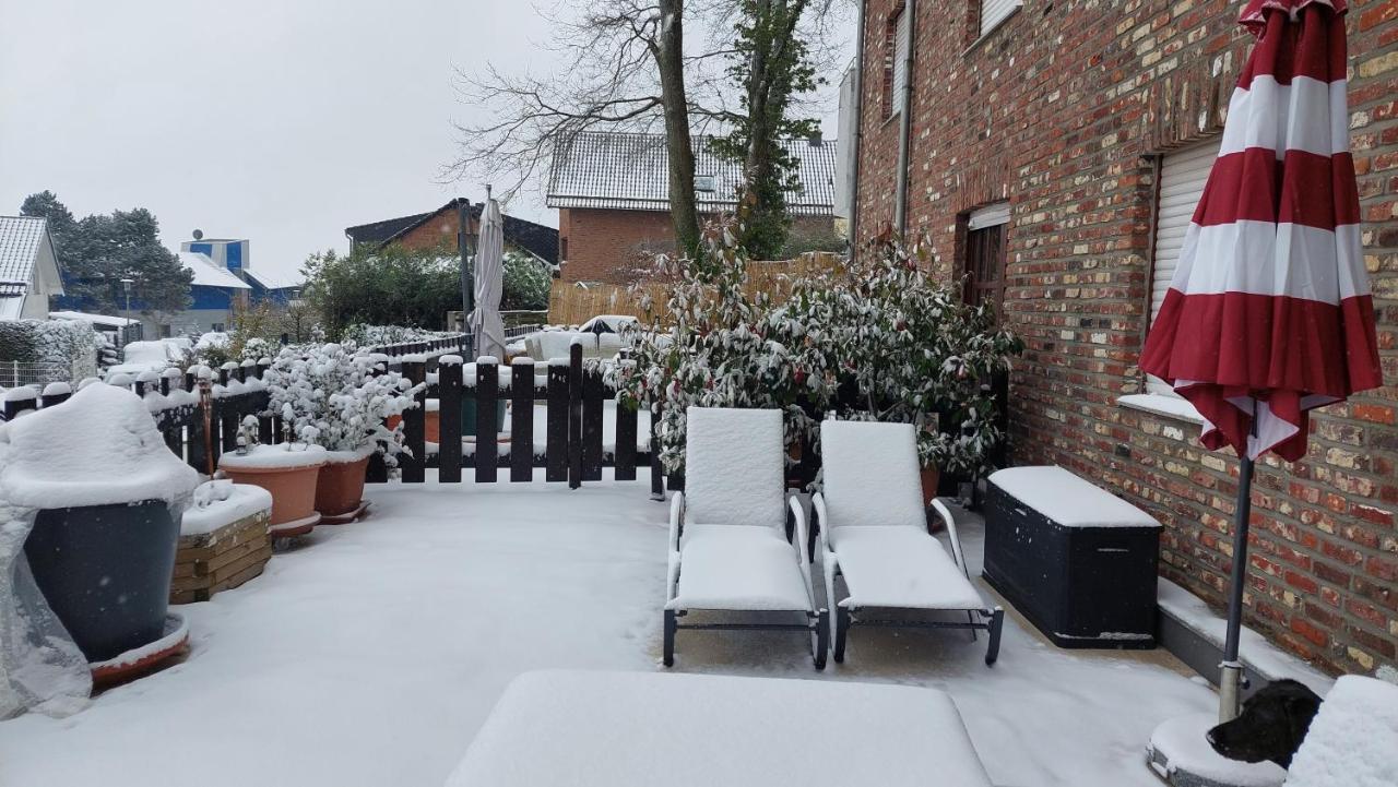 Schoene Aussicht Lägenhet Nideggen Exteriör bild
